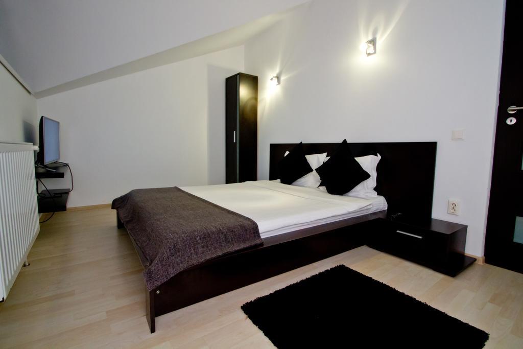 Premium Residence Брашов Стая снимка